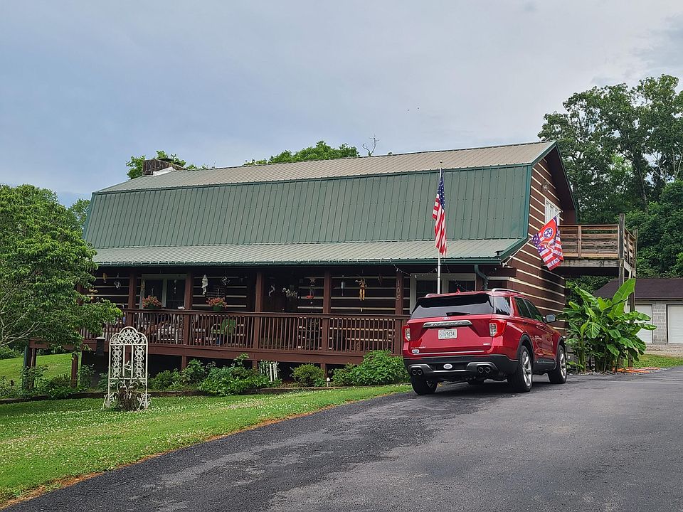 1st image of 105 Wildwood Hills Dr