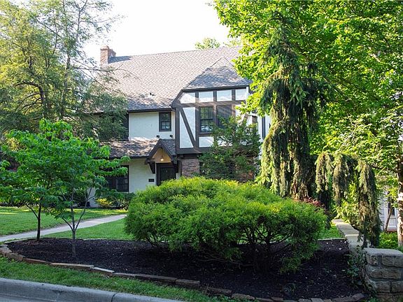 2nd image of 5519 Crestwood Dr