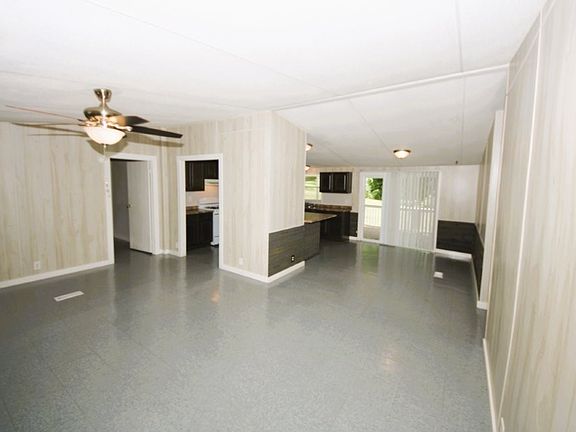 3rd image of 13124 Scenic Dr
