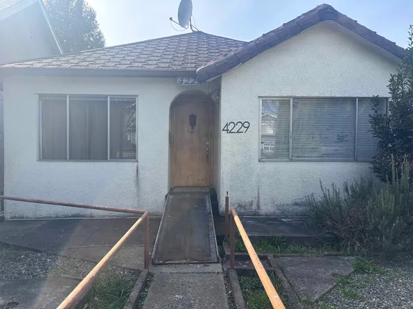 4229 Victoria Dr, Vancouver, BC V5N 4M9
