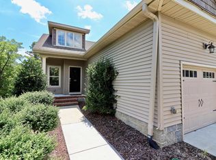 98 Cypress Cir, Southern Pines, NC 28387