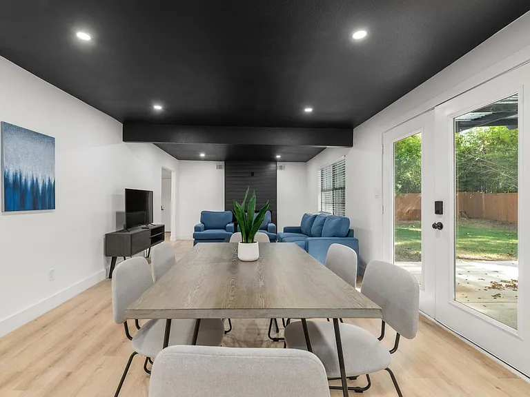 8328 Barbaree Blvd — Photo 8