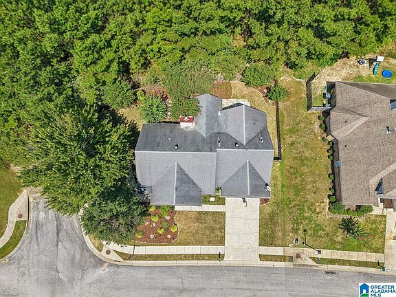 3rd image of 149 Blackstone Ct