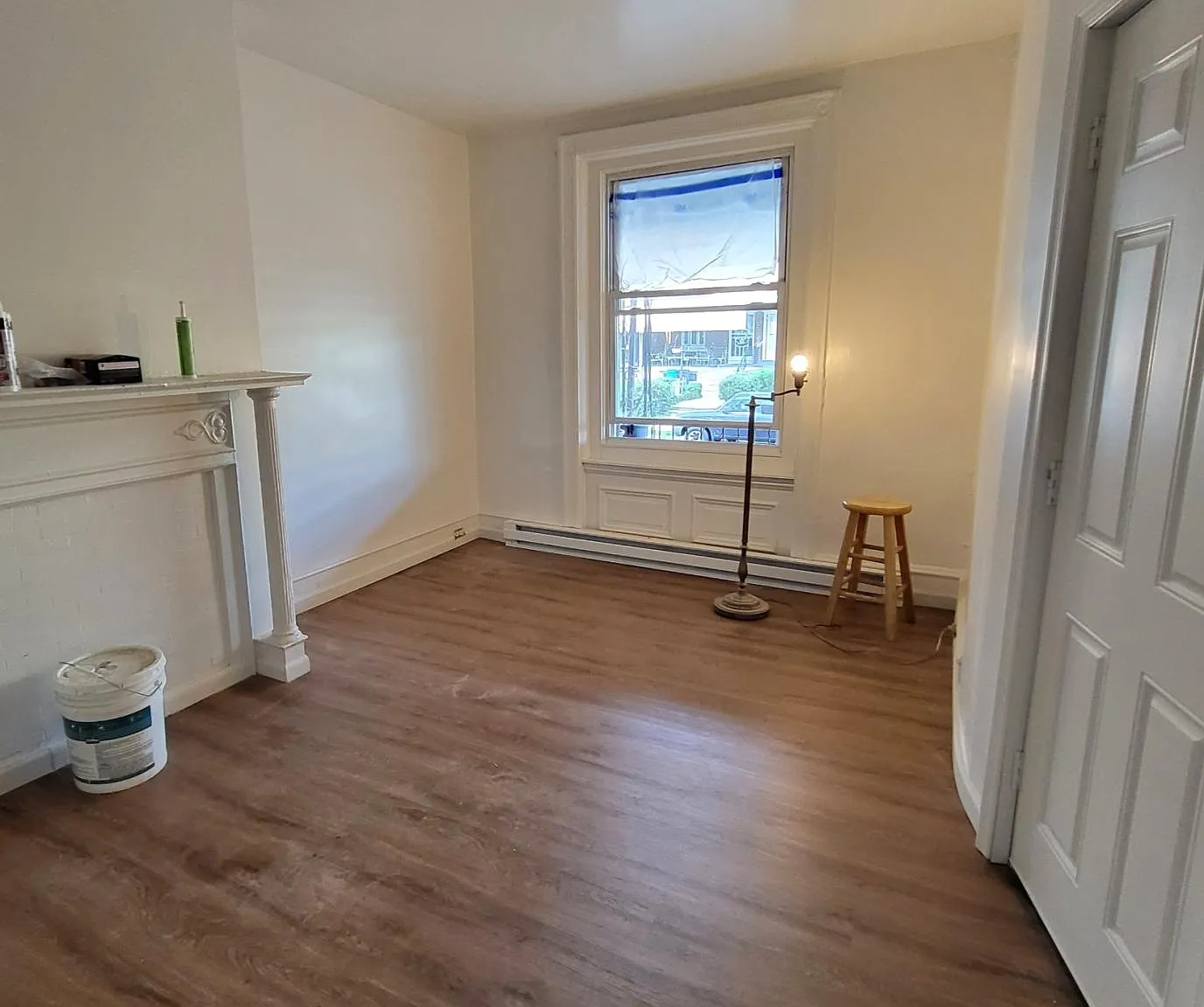 1 bed, 1.5 bath, 1100 sqft, $1,025 — Photo 1