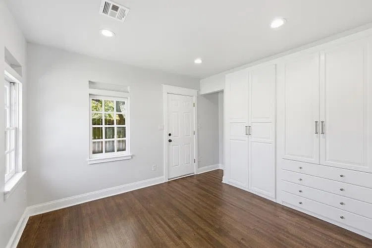 1745 S Gary Pl — Photo 16