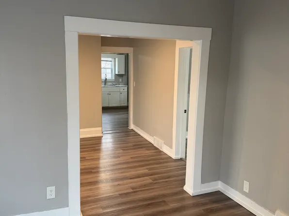 1735 Des Moines St, Des Moines, IA 50316