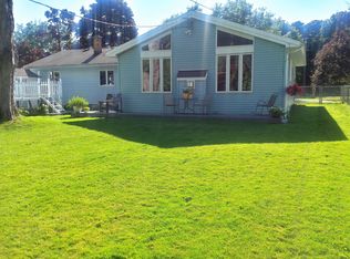 4564 Dewey Ave, Rochester, NY 14612