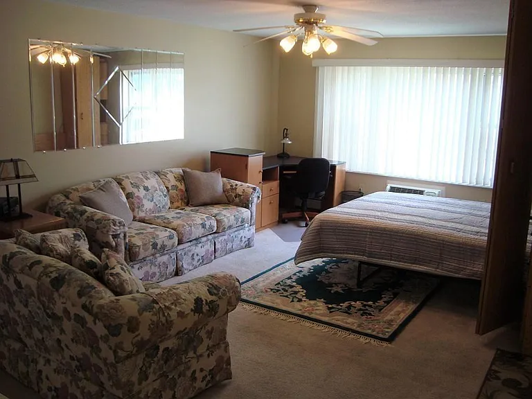 D1 Colonial Dr #4 — Photo 4