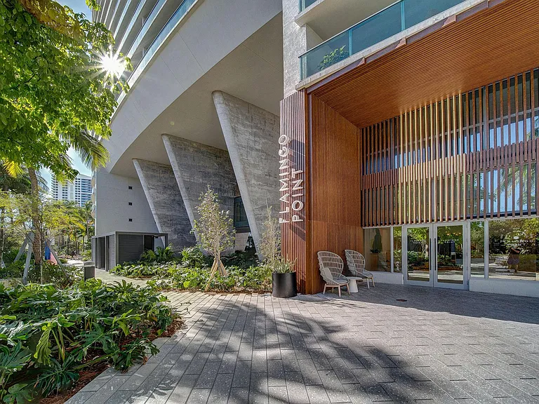 516 Bay Rd — Photo 26