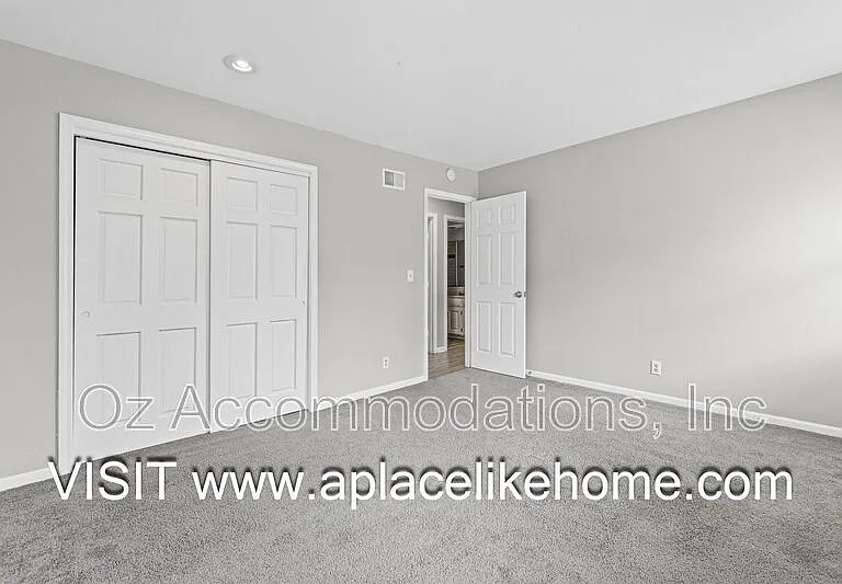 11626 Woodward St — Photo 32