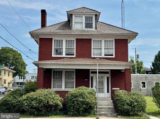 990 E Philadelphia St, York, PA 17403