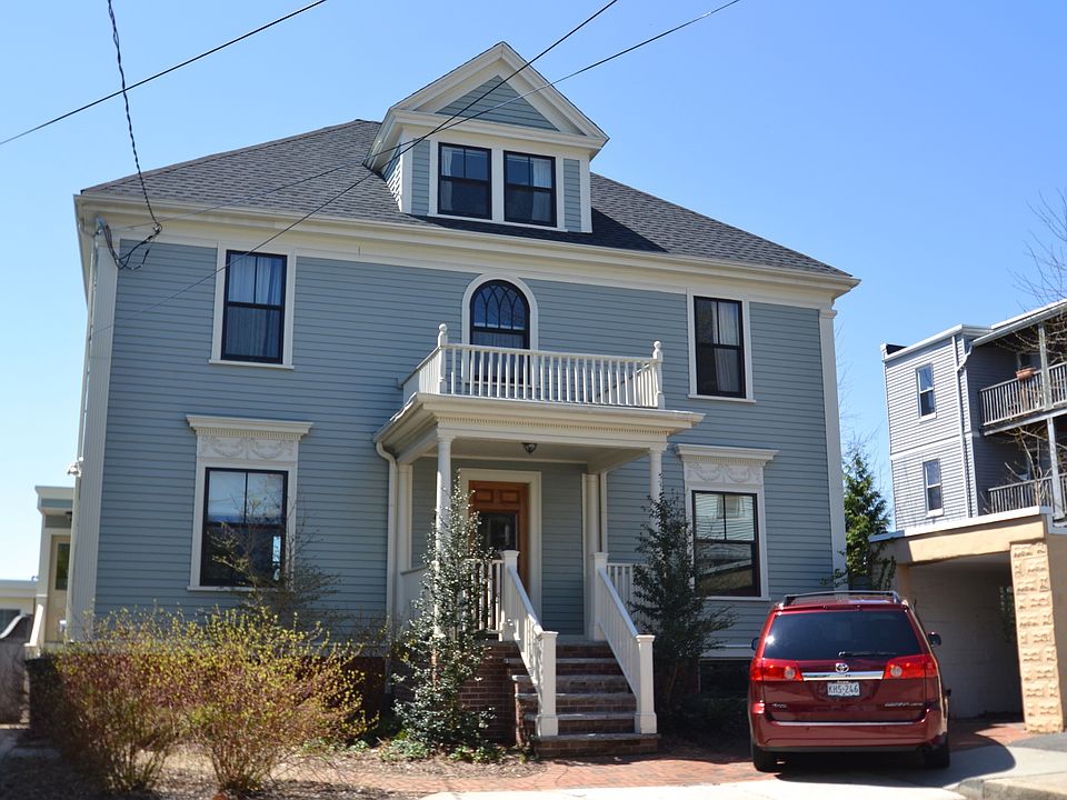 Free Standing House