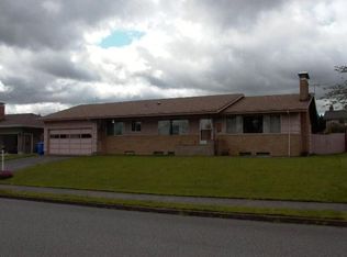 12830 NE Morris Ct, Portland, OR 97230