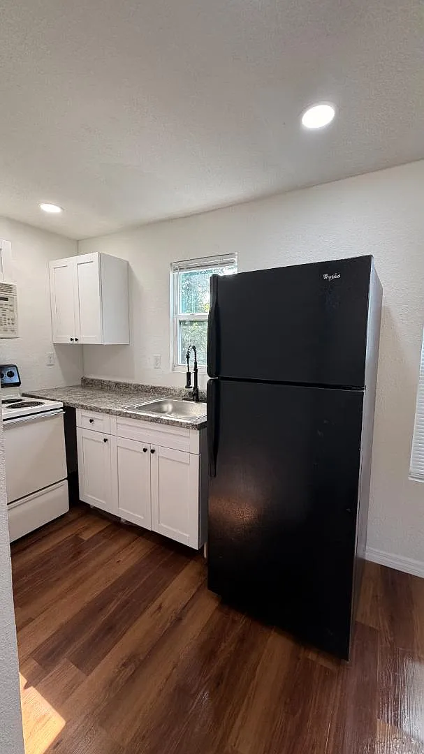 904 Virginia St - 904 Virginia St ADU — Photo 3