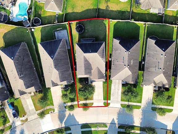 3rd image of 2406 Shoal Valley Ln