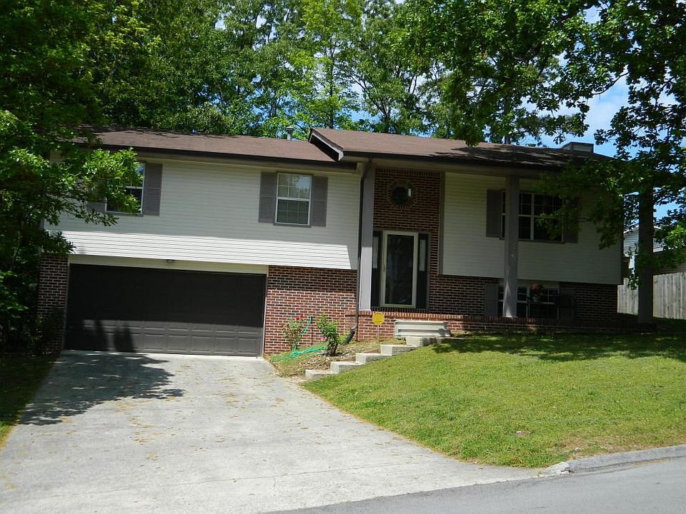 1st image of 2723 Autumn Chase Dr