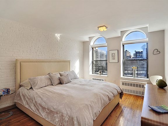 4th image of 520 Laguardia Pl APT 6N
