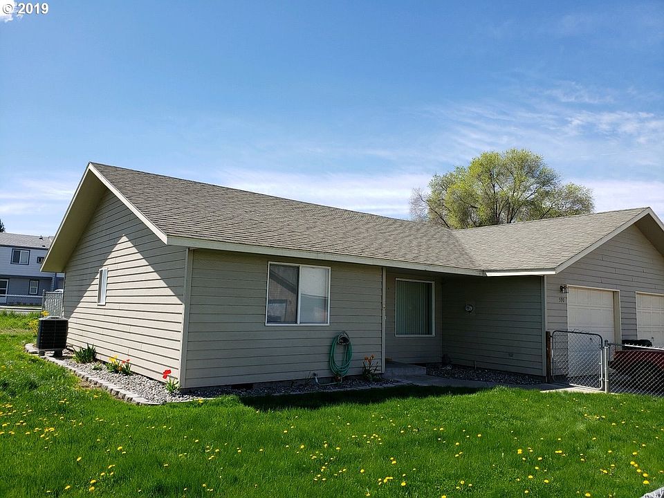 2nd image of 590 SE 6th St