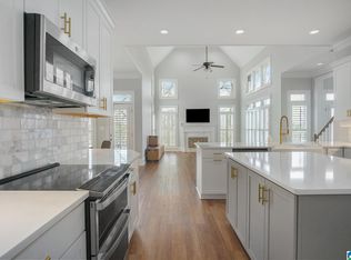 8042 Castlehill Rd, Birmingham, AL 35242