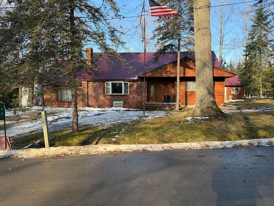1st image of 98 Woodland Dr