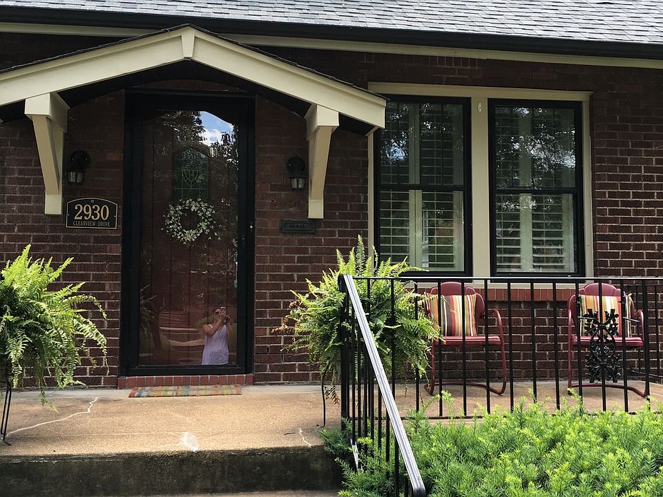 1st image of 2930 Clearview Dr
