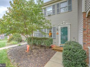 50 Robin Hill Dr, Lititz, PA 17543