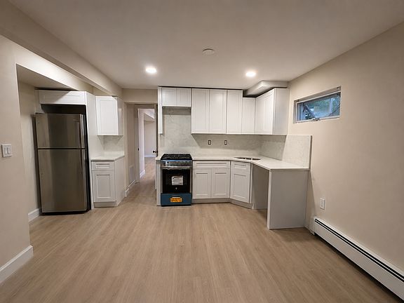 2nd image of 11 Pierre Dr