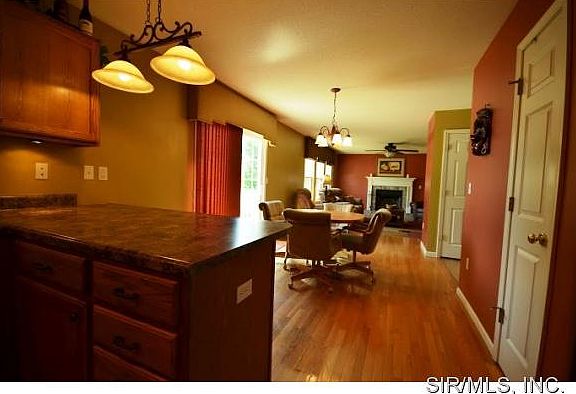 5th image of 4832 Danielle Ct