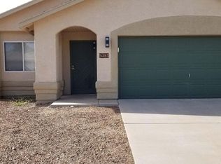 9395 E Lochnay Ln, Tucson, AZ 85747