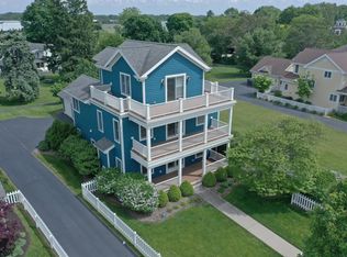 3487 Bluegrass Way, Saint Joseph, MI 49085