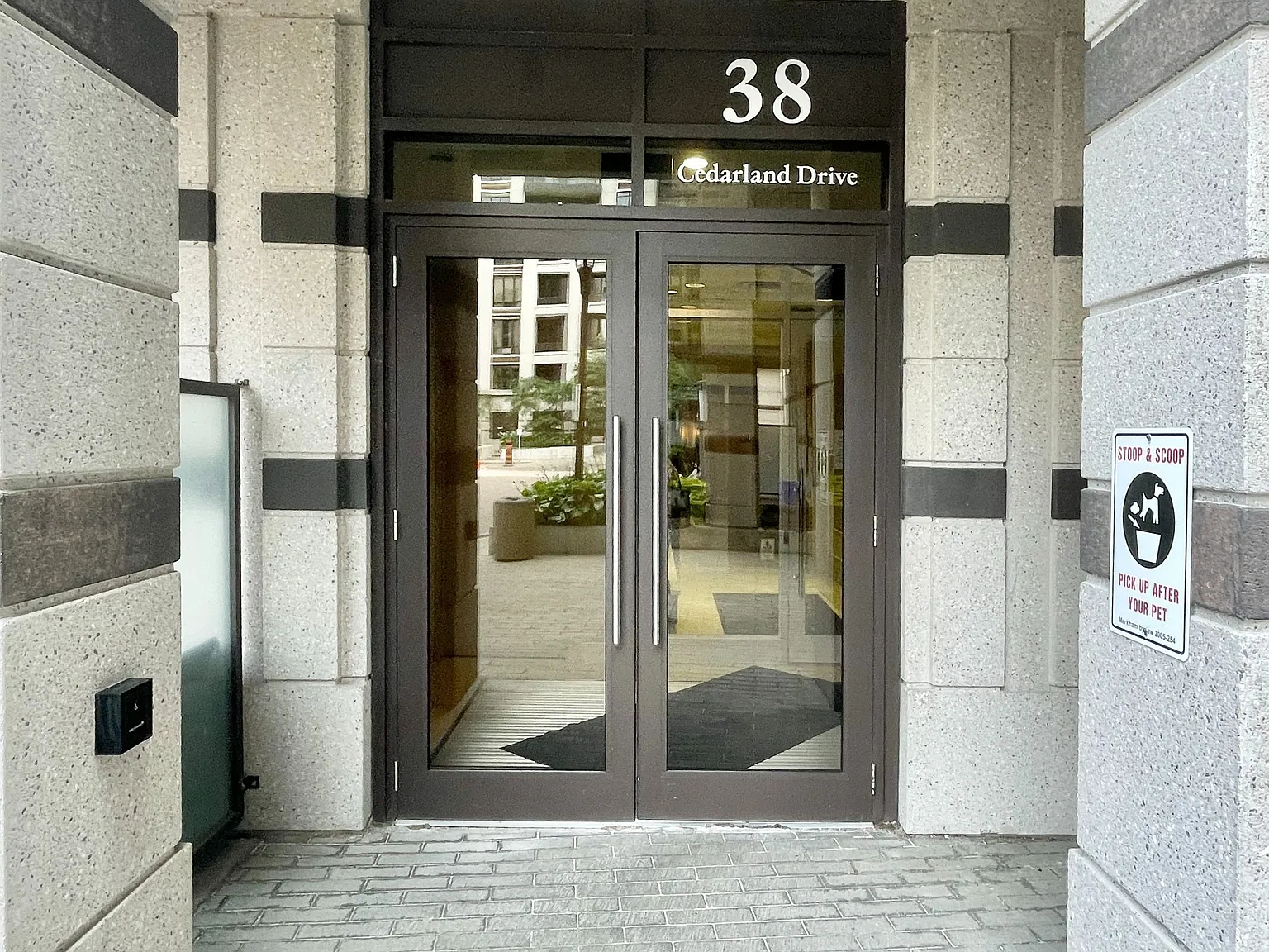 3 bed, $3,300 — Photo 2