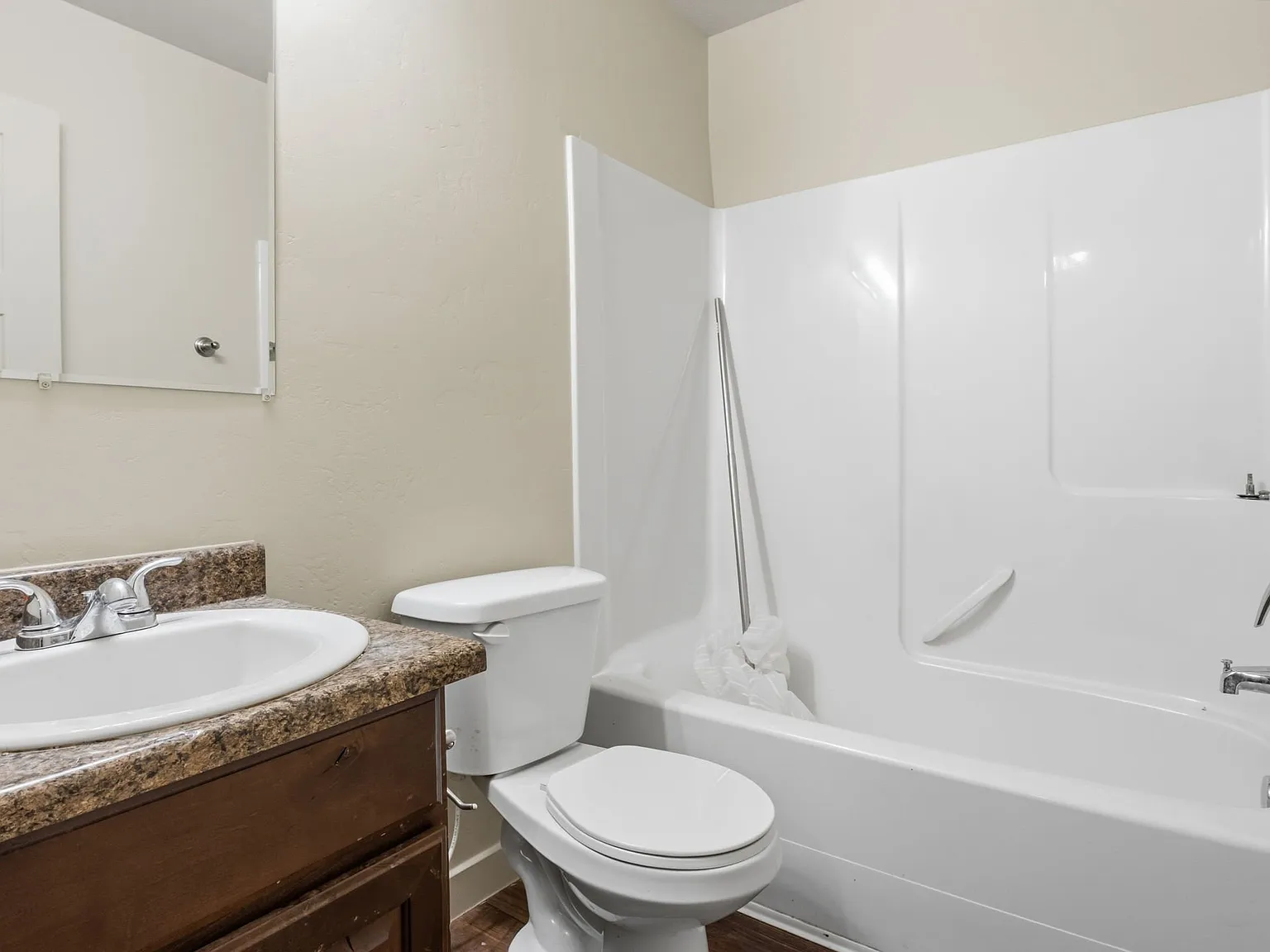 Vineyard Townhome — Photo 4