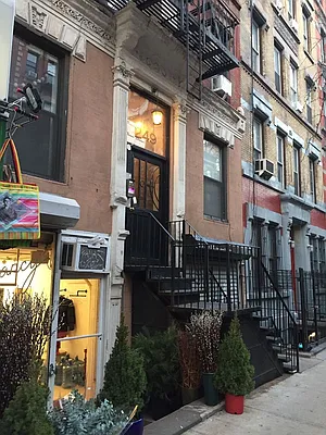 Rented by Sky Management | media 21