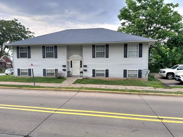1113 2nd Ave APT 3, Silvis, IL 61282