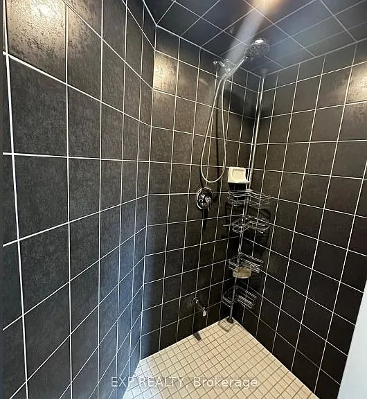 647 Krawchuk Cres — Photo 14
