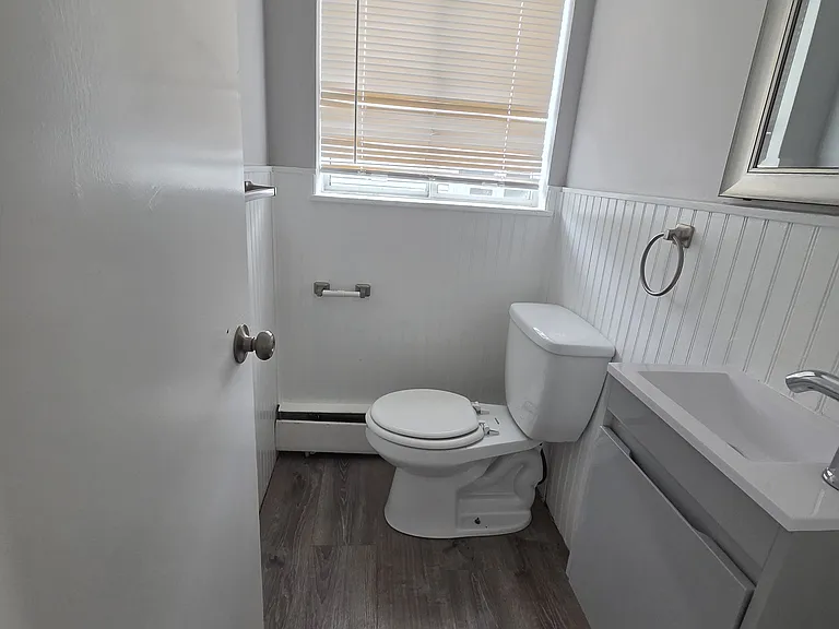 15 Barrows St #1 — Photo 2