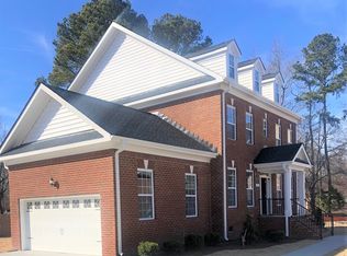 704 Stanhope Close, Chesapeake, VA 23320