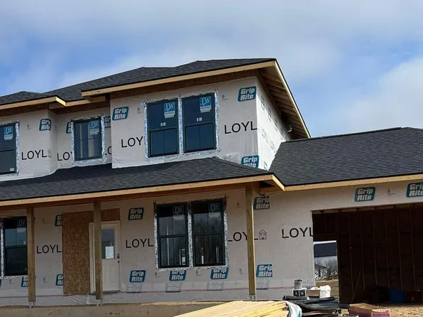 2712 Miracle Ln NE, Grand Rapids, MI 49525