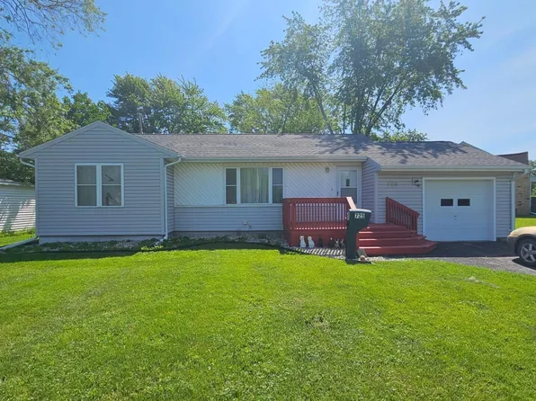 725 Maplewood Dr, Lima, OH 45805