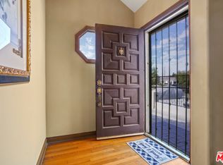 1522 W 71st St, Los Angeles, CA 90047