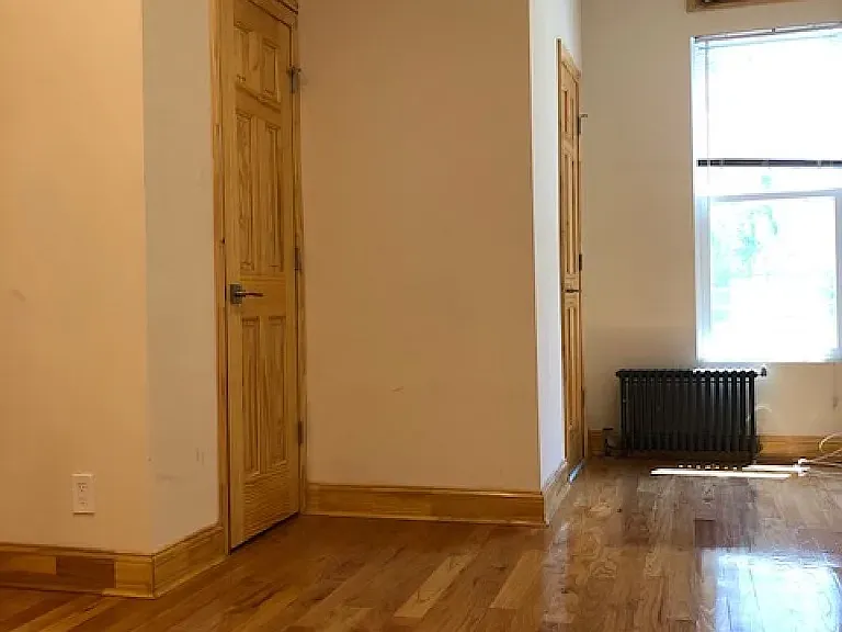 204 Greenpoint Ave #3LB — Photo 5