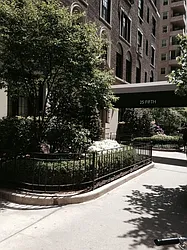 Rented by A Beautiful Home Realty Inc.