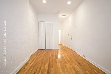 Rented by J. Lemle Real Estate