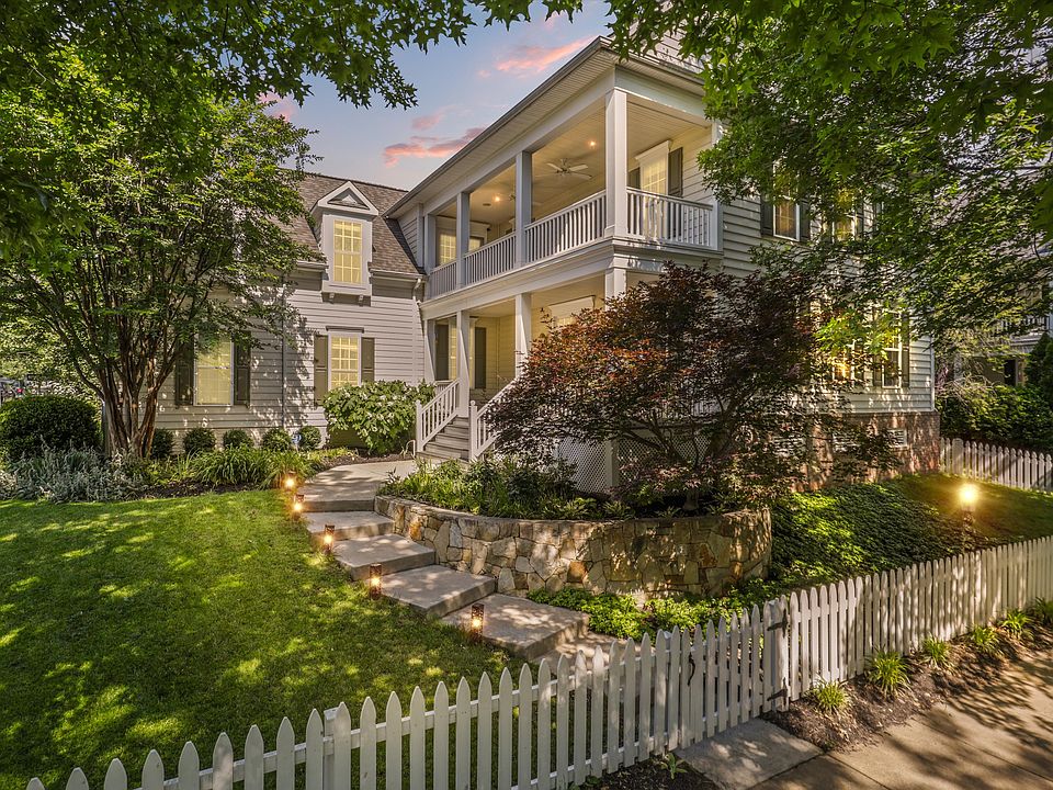 1st image of 20323 Bowfonds St