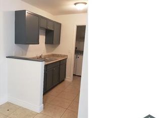 42 SW 5th Ave, Dania, FL 33004