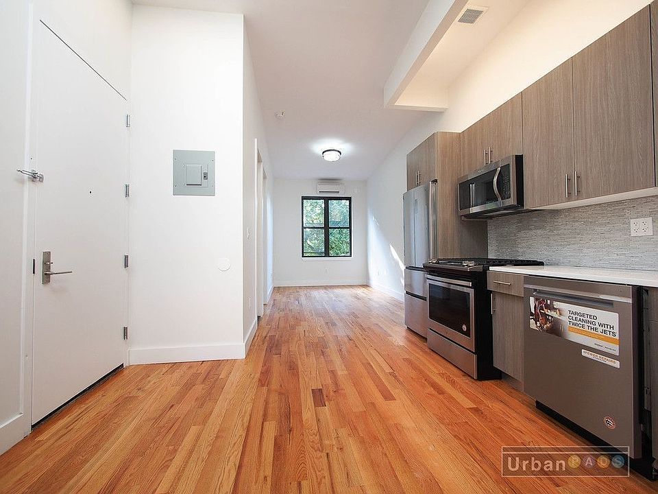 1st image of 1167 Greene Ave Floor 3