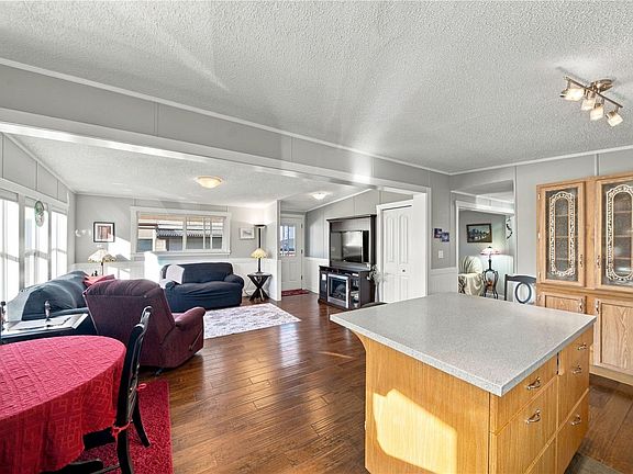 3rd image of 2301 Arbot Rd #7