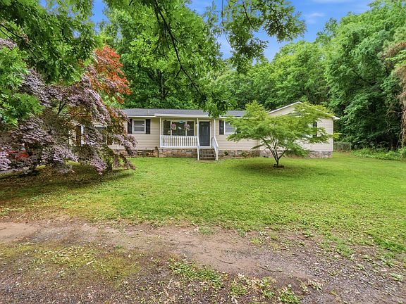 2nd image of 1873 Crow Valley Rd NW