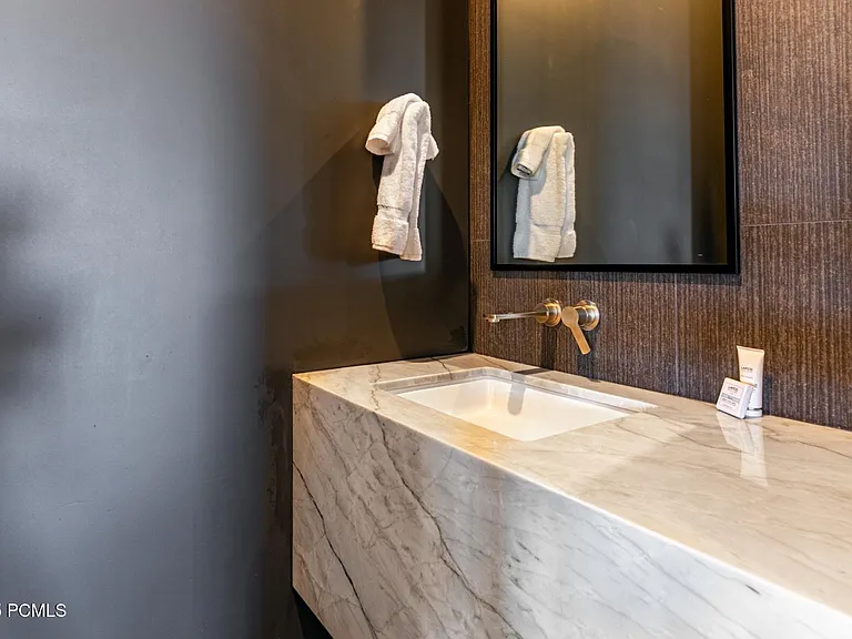 1673 W Centaur Ct — Photo 18