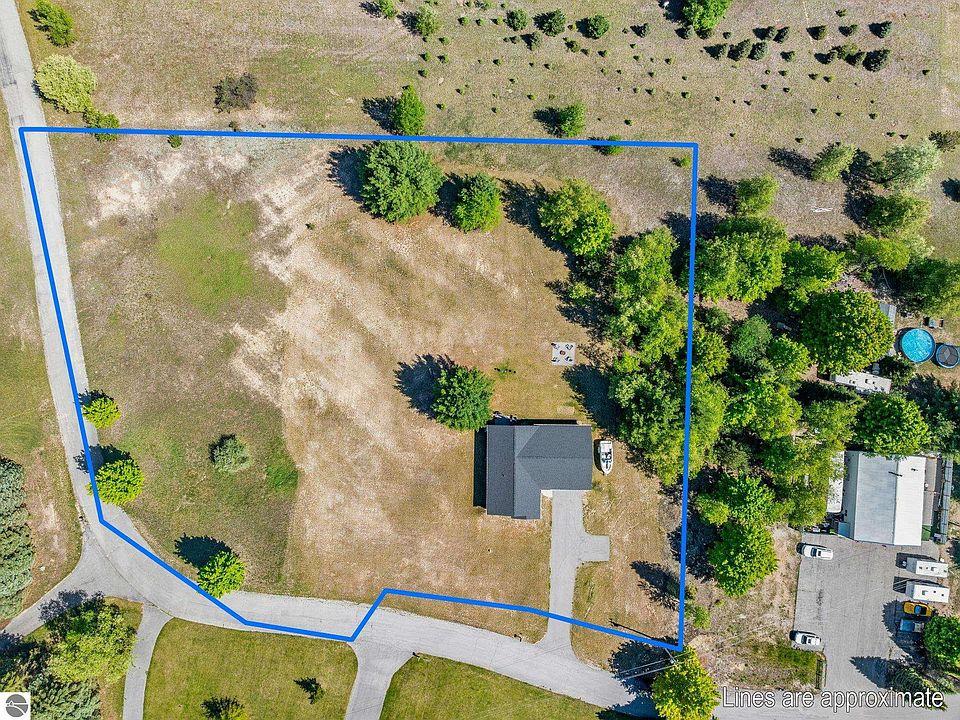 1st image of 18880 Lance Ln